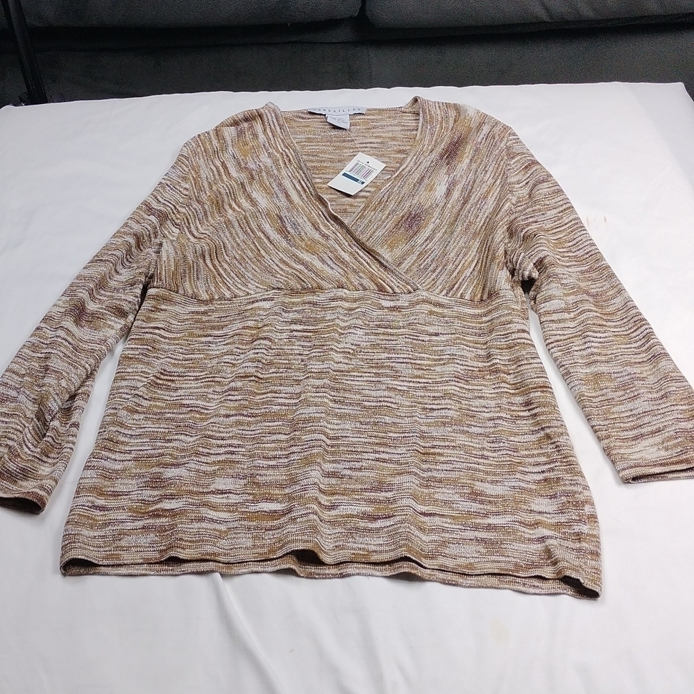 NWT Versailles women's XL light sweater  top